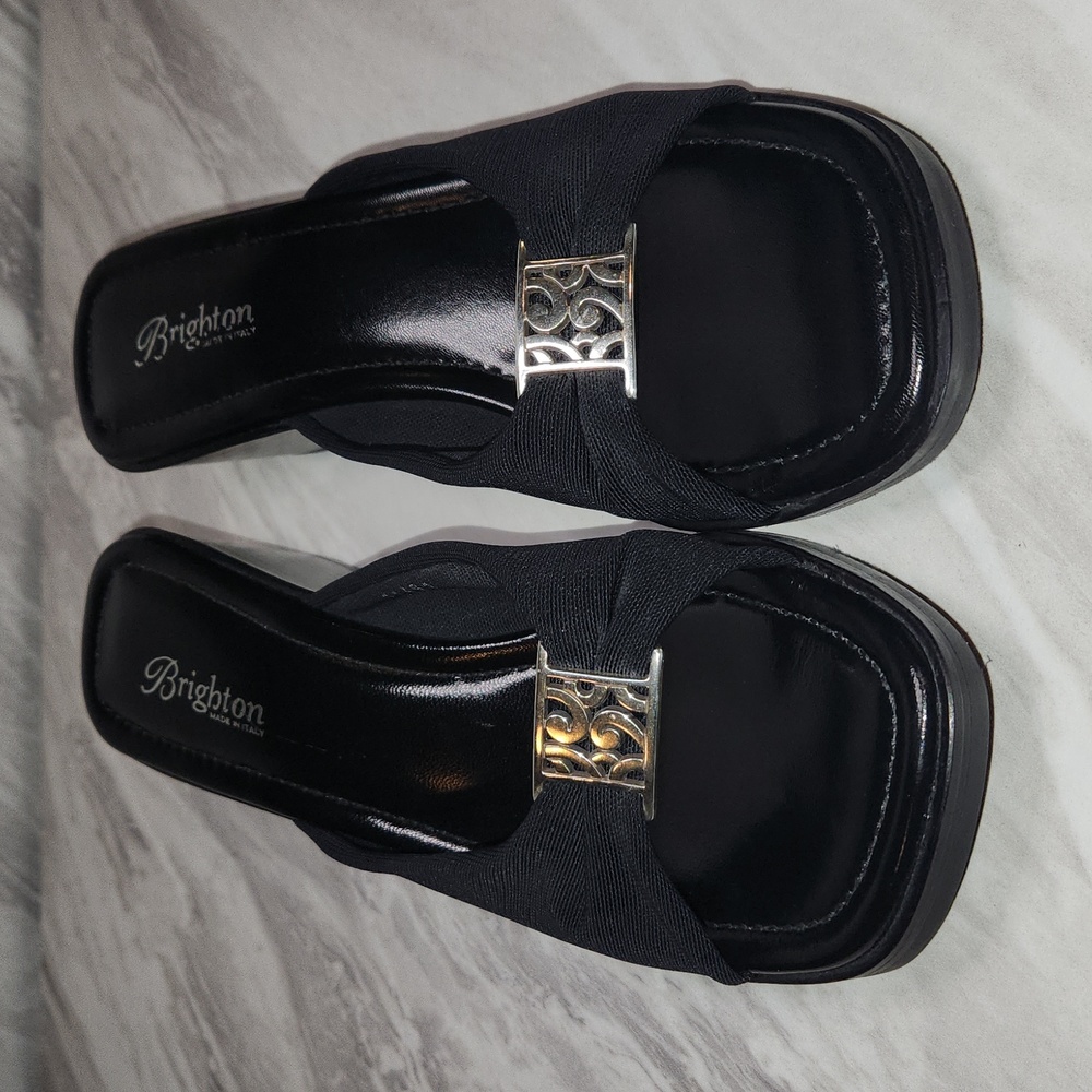 Brighton "Isabel" Wedge Sandal sz9